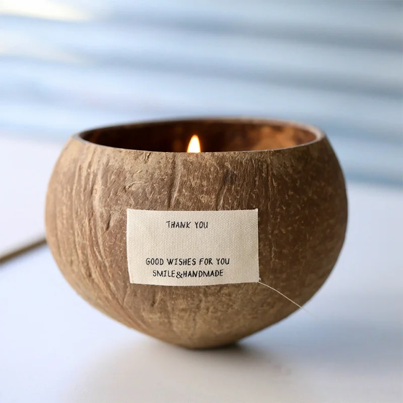 Customized Label 100% Natural Eco Friendly  Coconut Candle Soy Wax In Coconut Shell Private Label Gift Set Scented Candle