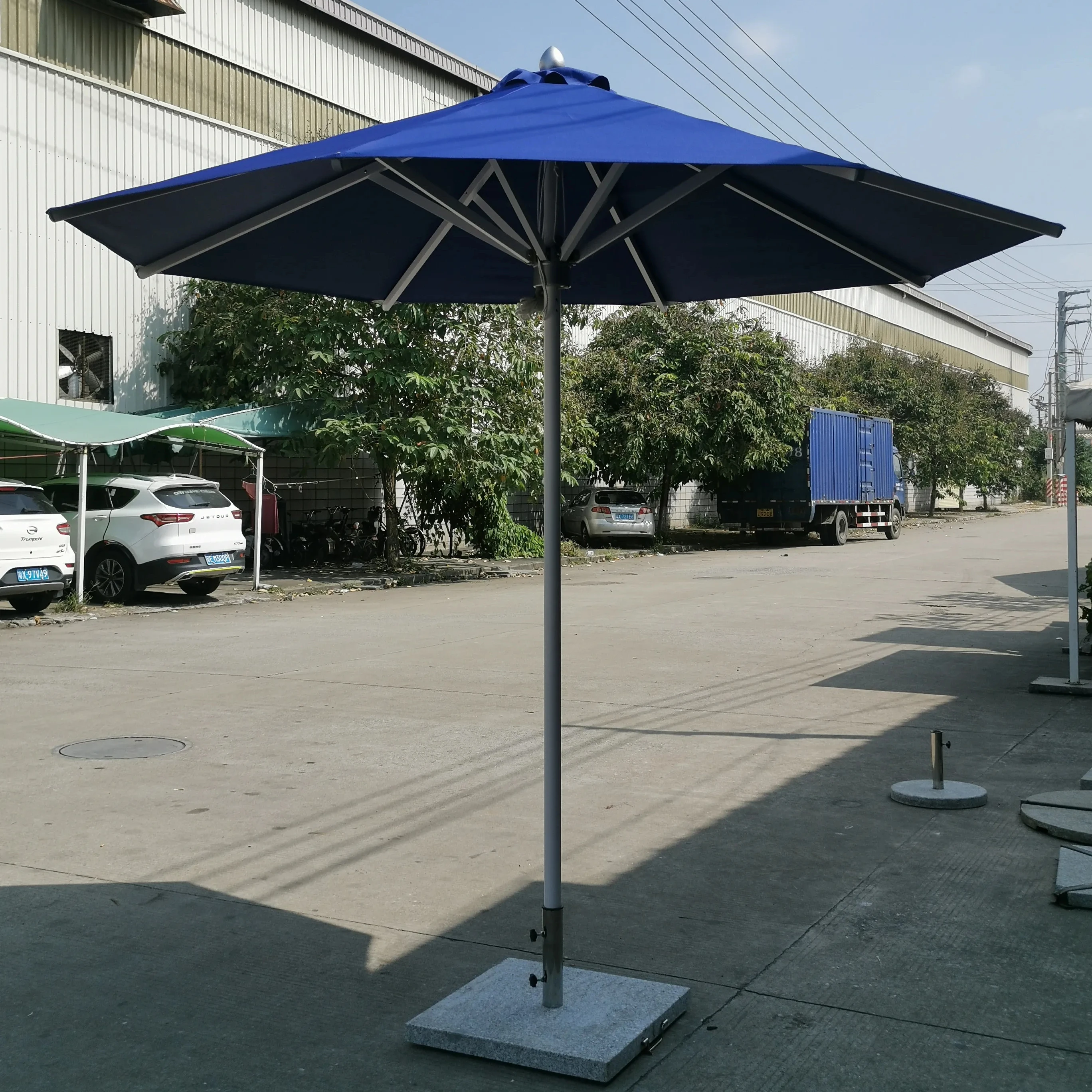 low price 2.7 meter  umbrella custom market round Decorative Garden Umbrellas new design  Outdoor furniture parasol
