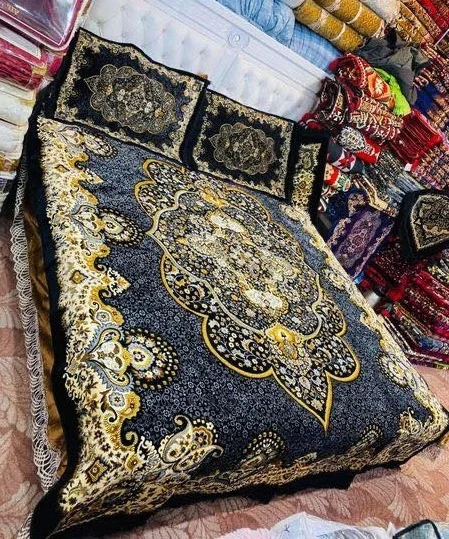Afghan Bedspread      Oriental Bedspread    1 set is 3 pieces; 1 pcs 225*225 bedspread + 2 pcs pillowcases
