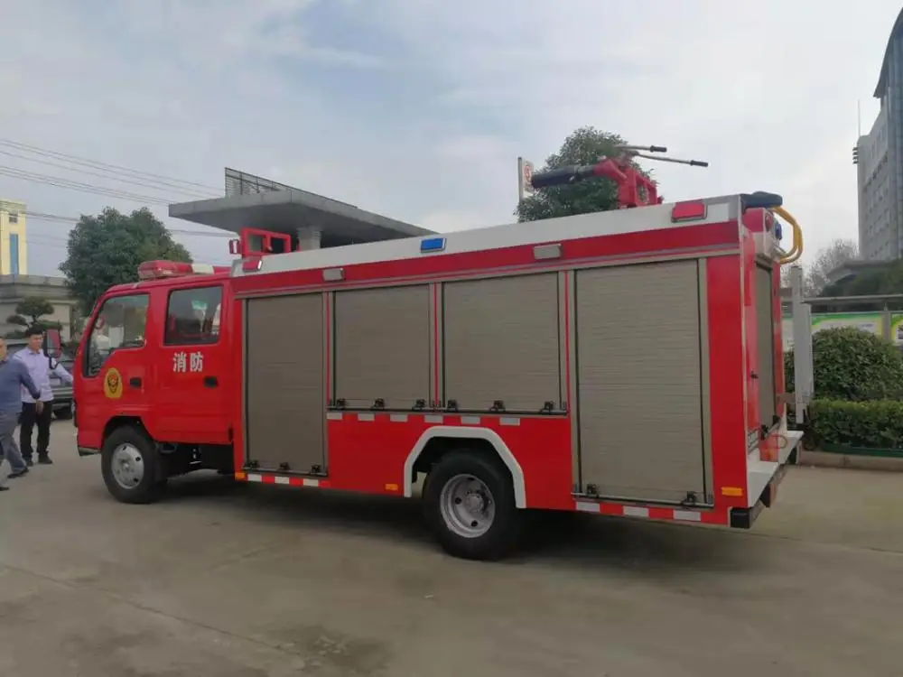China forest fire fighting Mini foam military fire engine