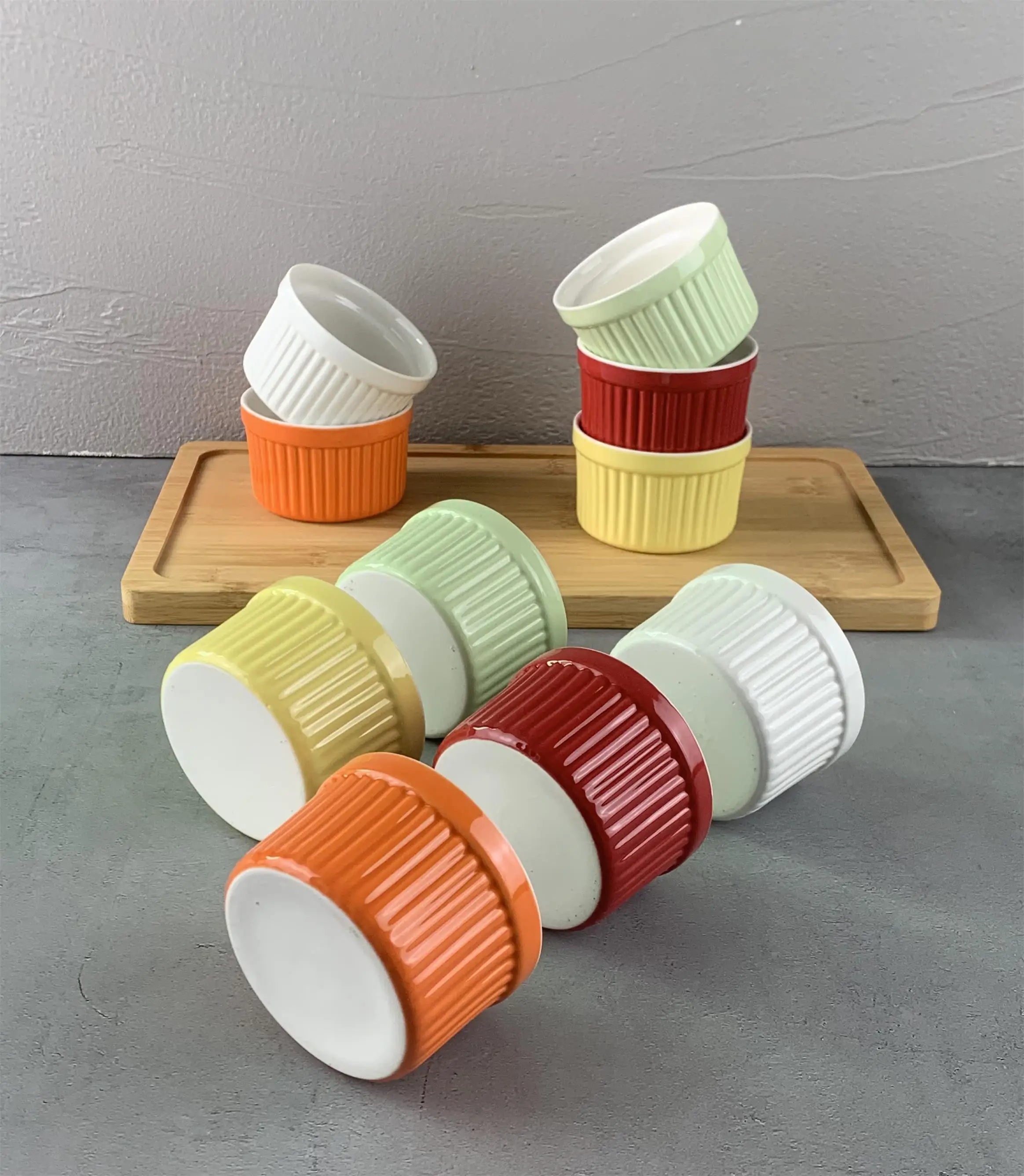 Ceramic mini round shape cake pan Bakeware pie dish  Colorful Glazing Kitchenware Hot Selling Wholesale Factory