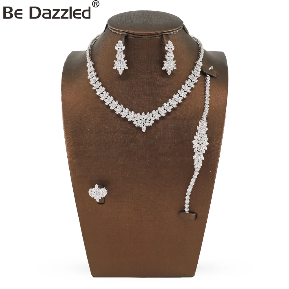 
Bedazzled 2020 dubai new arrival bridal wedding sets golden jewelry fashion bracelet necklace set of jewelry for wedding 