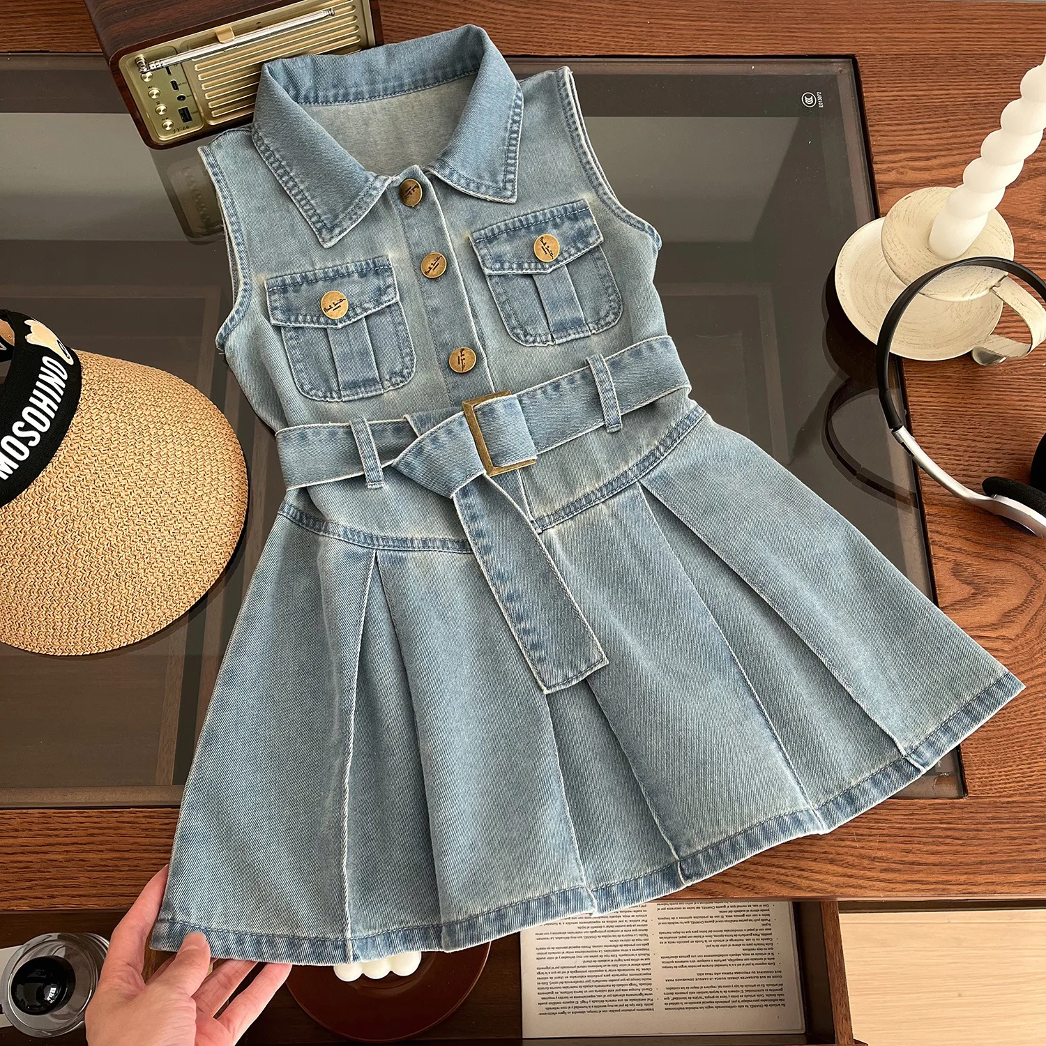 Hot sale Fashionable and Elegant 3-8 years old girl sleeveless lapel denim dress Factory Direct Sale