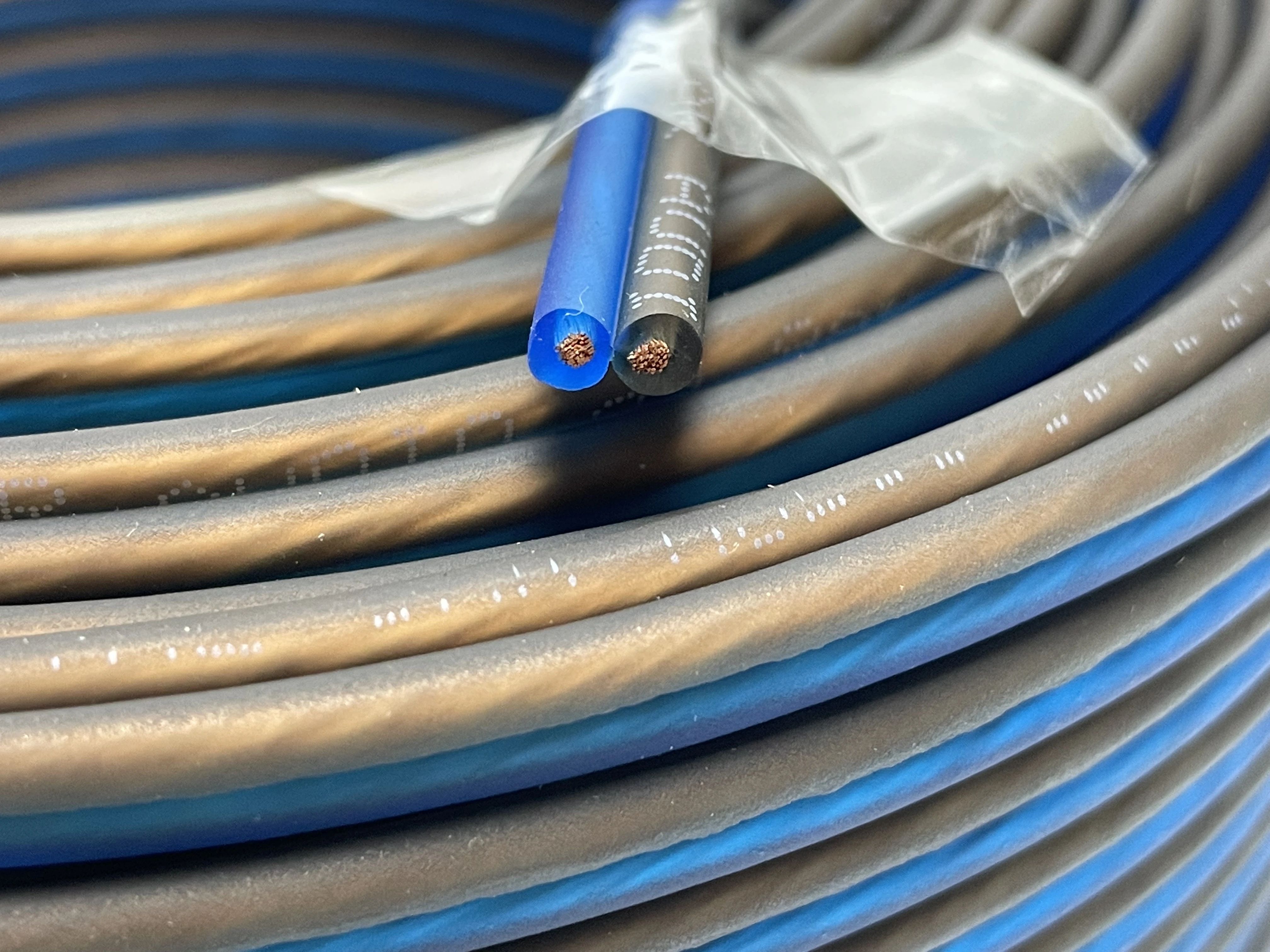 2C 8/10/12/14 AWG Strand BC OFC BS CCA Transparent/Frosted Bulk Wire 12AWG Speaker Cable