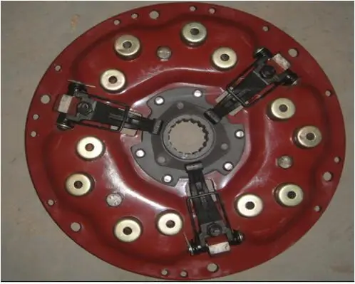 MTZ 80 запчасть для трактора 70-1601090 головка цилиндра в сборе