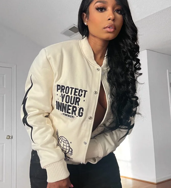 Casual fall winter jacket 2022 fashionable letter printing bomber jacket coat button vintage streetwear baseball jacket women