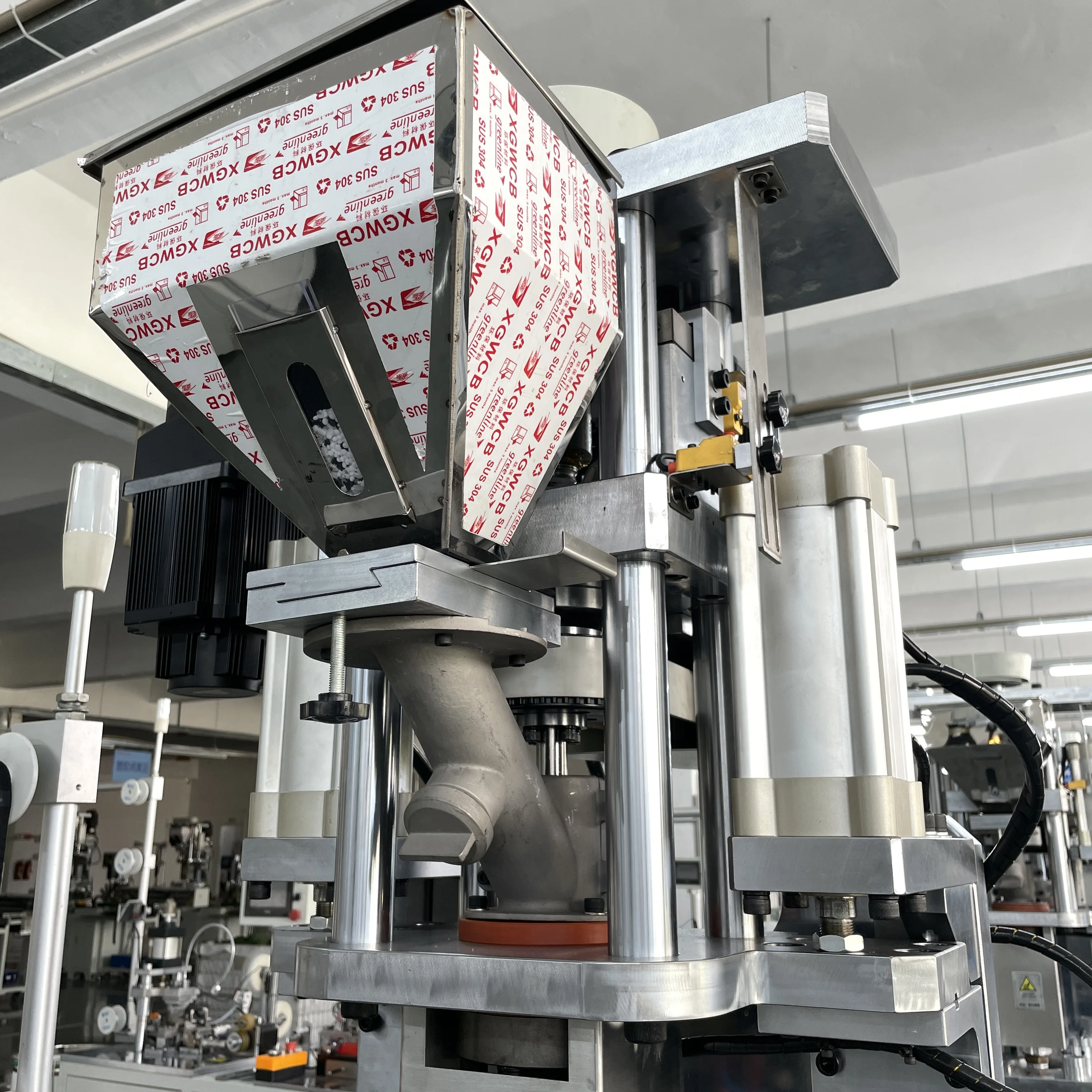 automatic Electrical 2 in 1 Nylon zipper pin box injection and zipper joining machine