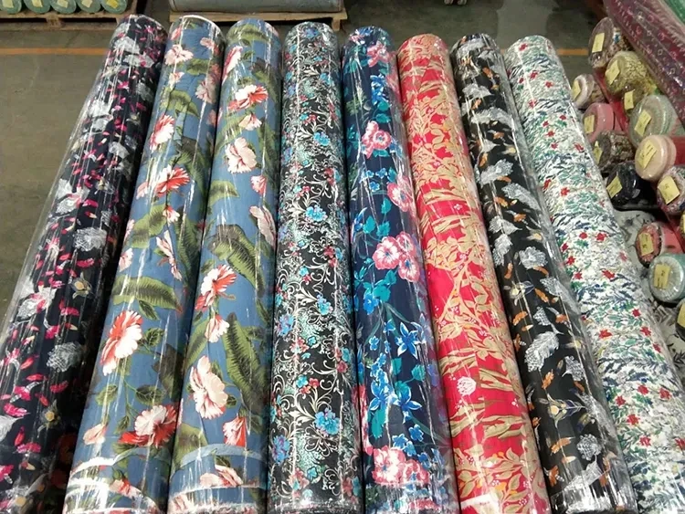 China hot selling ready stocks lot rayon woven printed fabric floral printed 100% viscose printing with cheap price