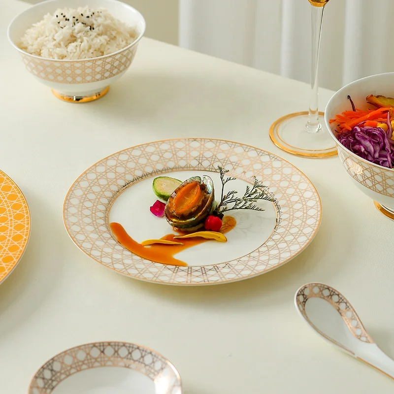 European style light luxury Western tableware model room bone china dishes and dishes Provenance style 28 sets of tableware