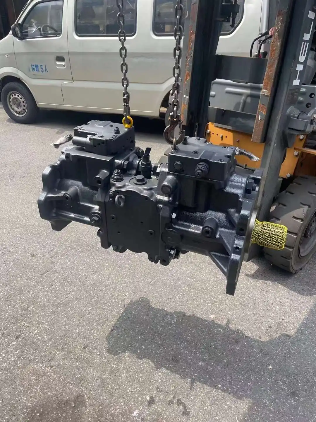 Komatsu PC800 850-8 PC1250 PC2000 PC3000 PC4000 PC5000 hydraulic pump  708-2K-00110 708-2K-00111 708-2K-00112 708-2K-00113