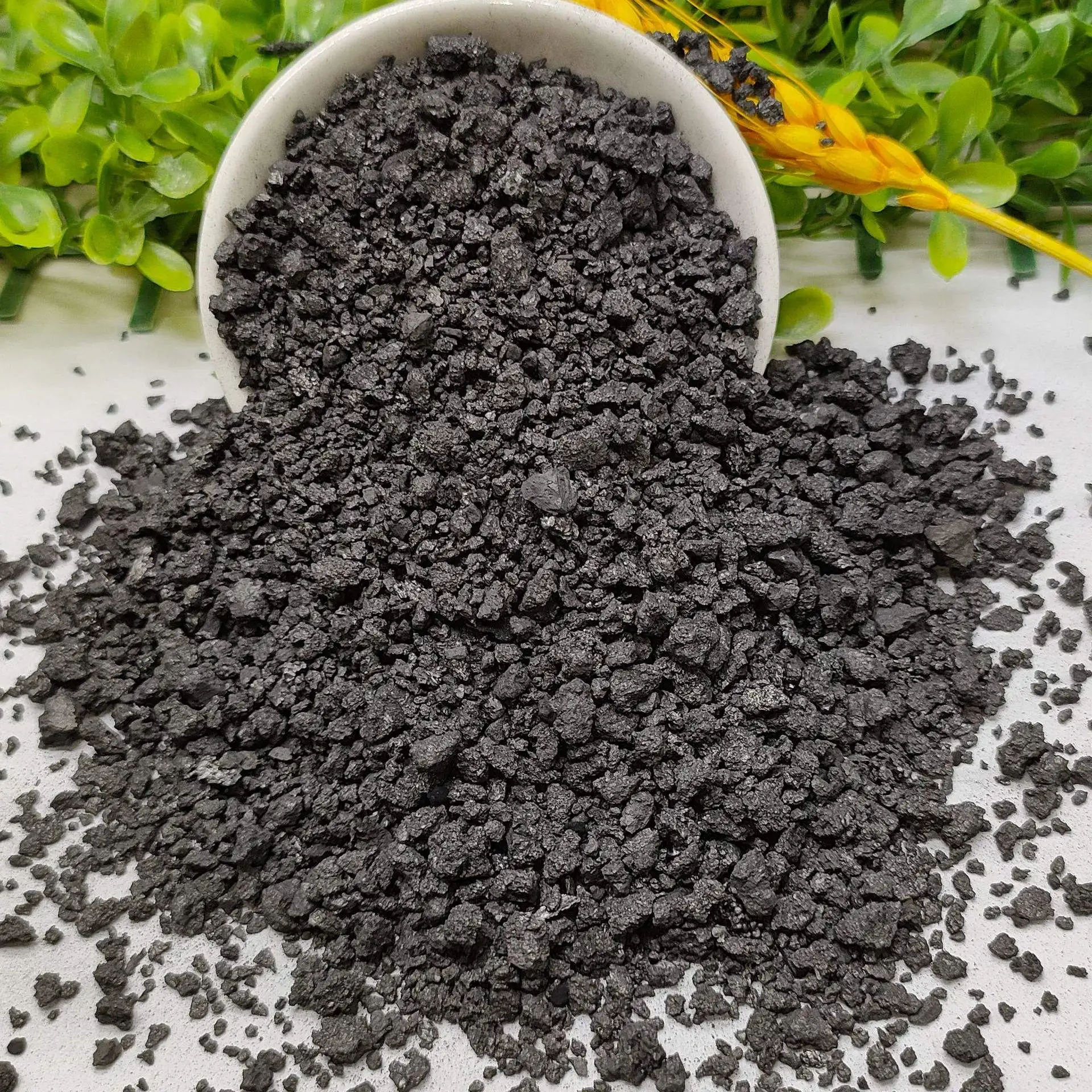 2025 Hot Sale Calcined Petroleum Coke/Pet Coke for Iron Foundry