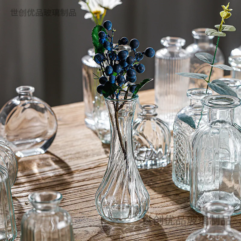 Small Decorative Carved Vase Set Glass Flower Vases For Flowers And Pampas Grass Dining Room Decoration