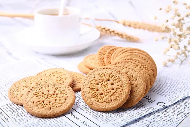 High-speed tough biscuit production machine