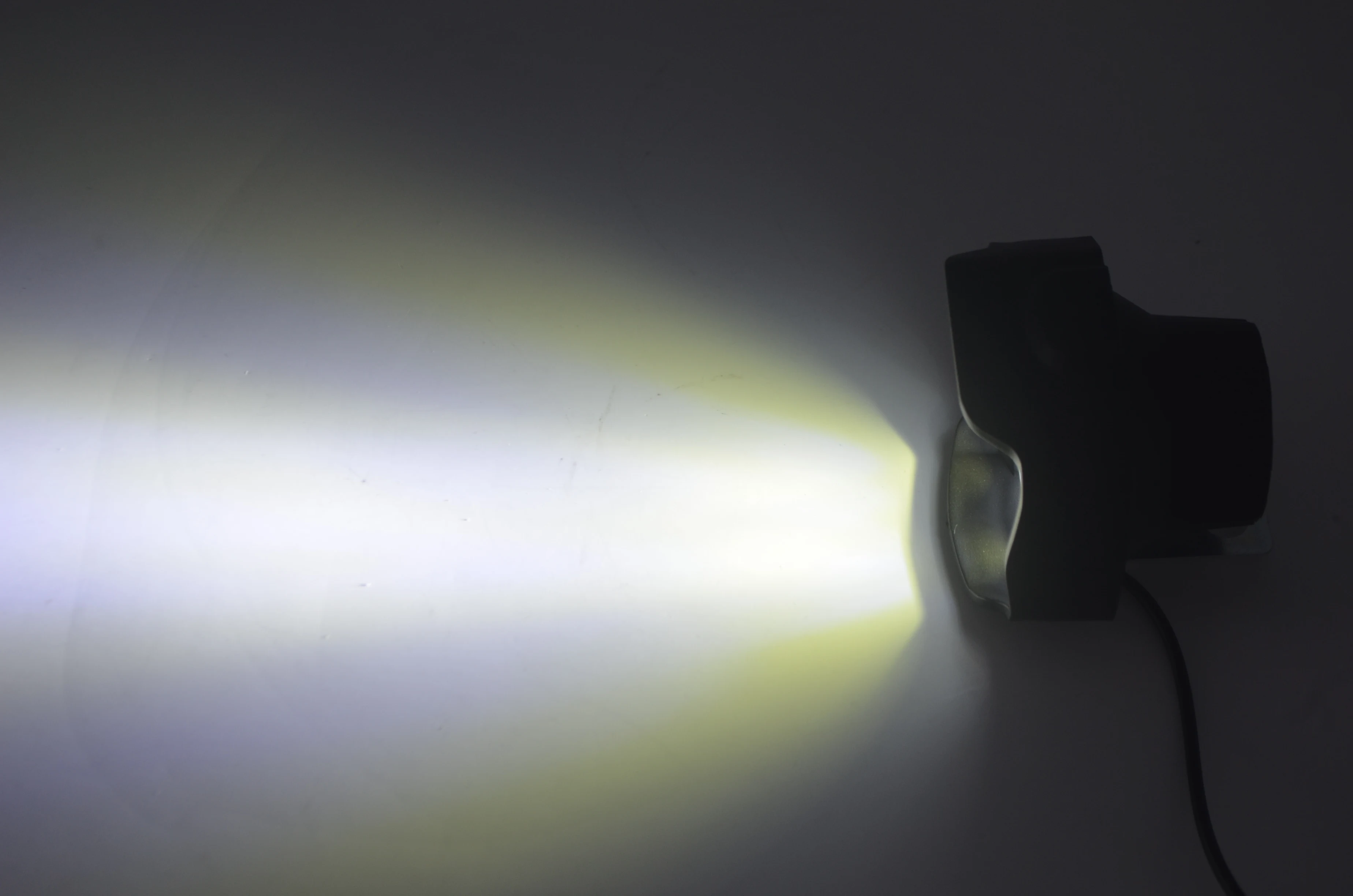 12 В 9 светодиодов 18 Вт неподвижная белая вспышка RGB-подсветка для автомобиля мотоцикла внедорожника дальнего света противотуманная фара точечная Рабочая лампа