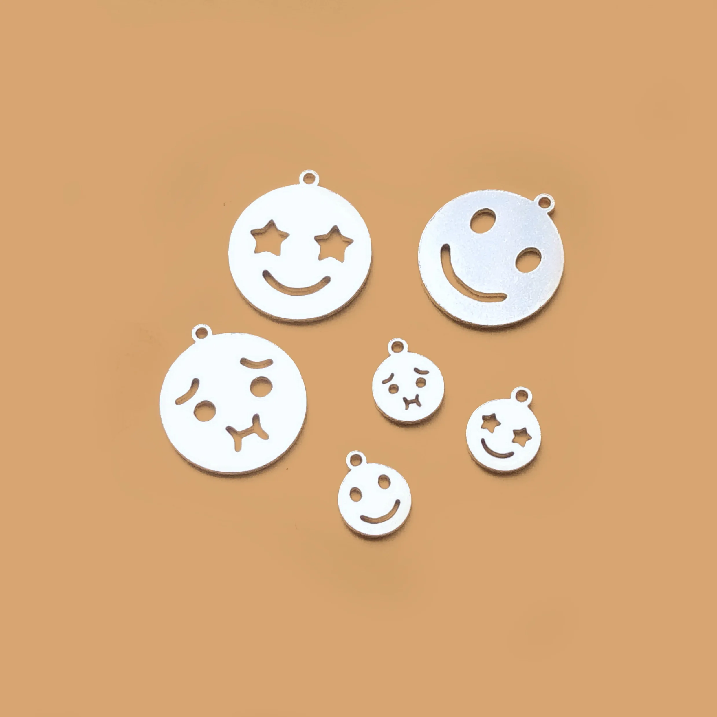 Новый 925 стерлингового серебра 6 мм 12 диск Счастливая Улыбка Emoji Подвески для изготовления ювелирных изделий ожерелье кулон
