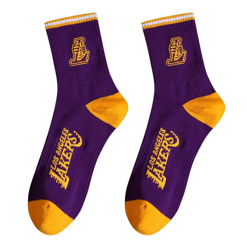 Hot selling Basketball team socks absorb sweat and breathable pure cotton trend team badge