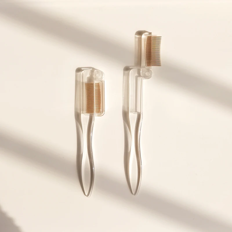 Eyelash Comb Curler Eyelashes Separator Curler Makeup Mascara Applicator Eyelash Definer with Comb Cover Cosmetic Tools