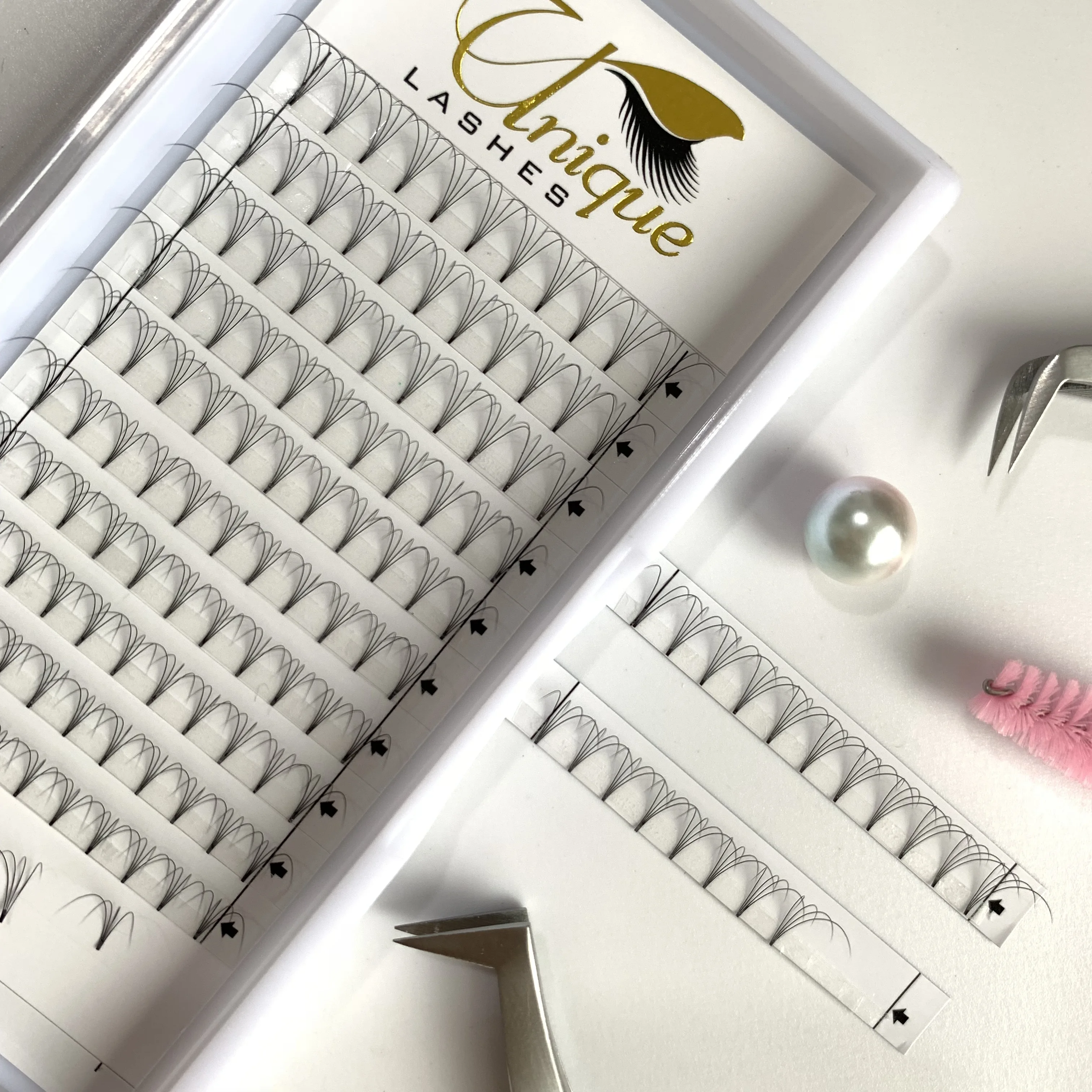 High Quality Korean PBT Material 3D-6D Pre Made Fans Lashes 0.07mm Premade Volume Fans