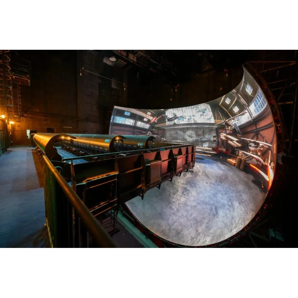 VR Flying Cinema 9D vr/ar/mr equipment Flying Theater Simulator Motion Platform Multiplayer VR Cinema Supplier