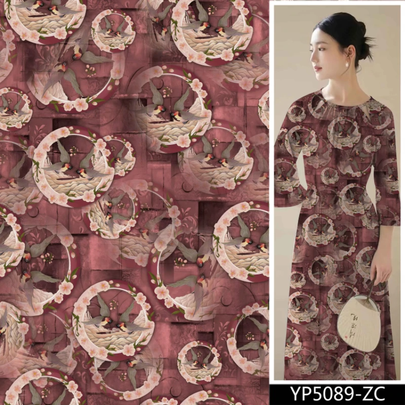 Custom Colors Produced Classical Pattern Soft and Fashion 100% Rayon Printed Fabrics for Dress
