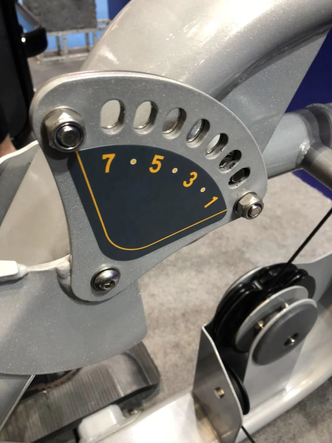 Professional Commercial Gym Fitness Equipment Pin Loaded Workout Machine A7-54 Prone Leg Curl