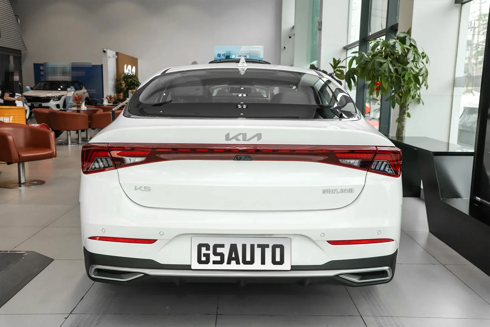 Прямо со склада KIA K5 2021 270T CVVD модное издание седан среднего размера FWD депозит китайский английский дешевые автомобили б/у