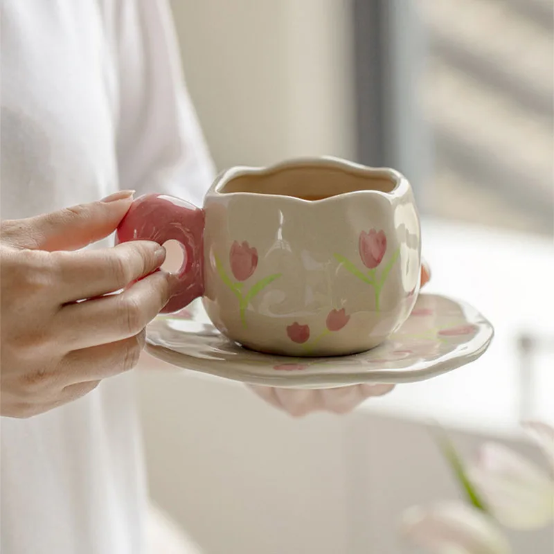 Hot Selling 300ml Handmade Ceramic Cup Saucer Set Irregular Hand-pinched Flower Pottery Mugs with Plates for Breakfast Tea