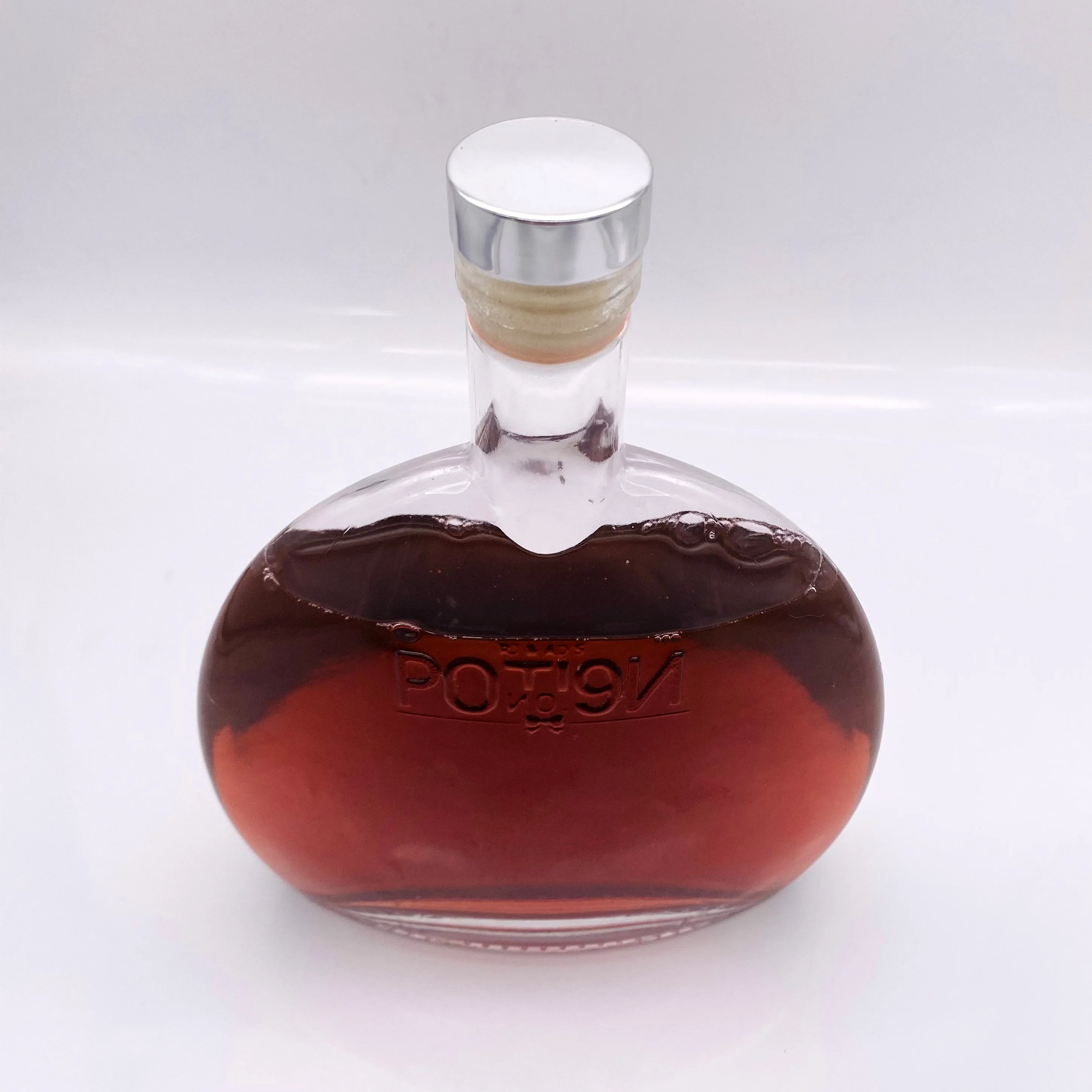 200ml 500ml Screen printing screw lid clear and frosted flat flask coffee glass bottle for liquor wine