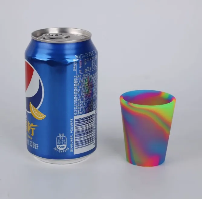 Household items wholesale Food grade customs logo whiskey cup silicone  shot wine cups