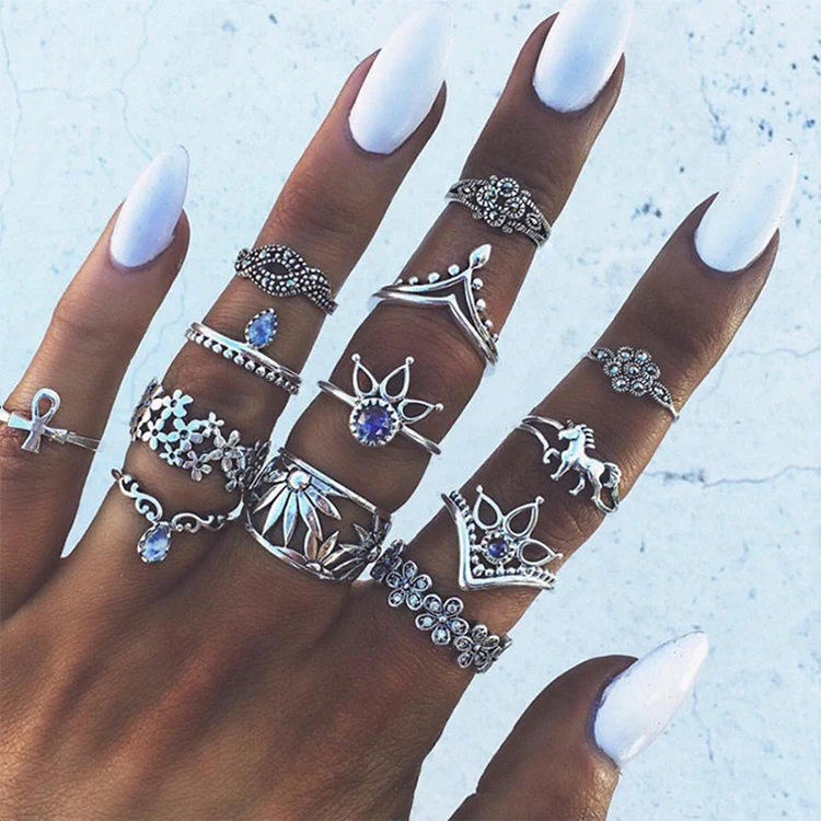 
High Quality Elegant Various Wholesale New Styles Cool Woman Simple Fashionable Shining Gem Stainless Hollow Diamond Ring Set 