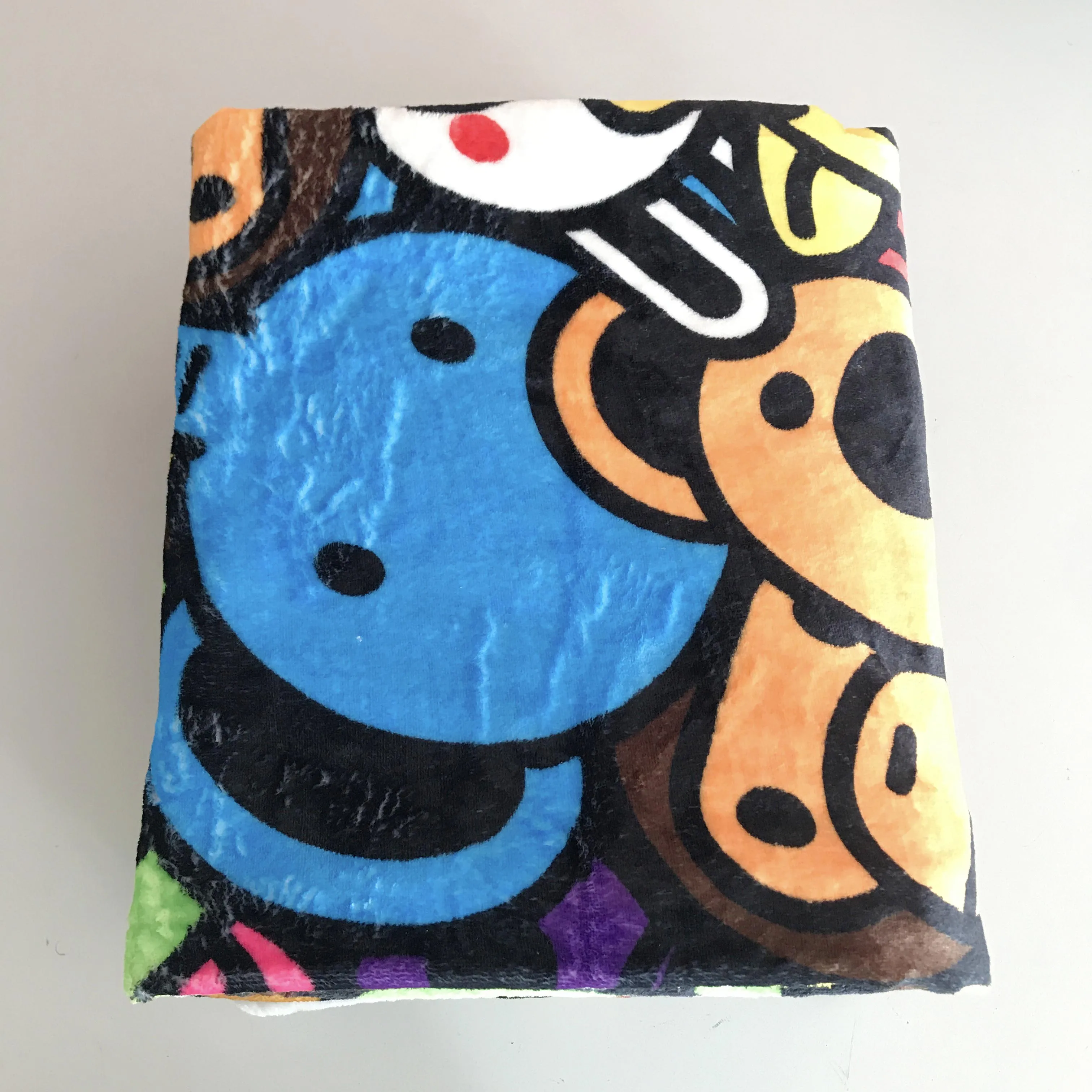 На плоской подошве с принтом из мультика и милым принтом 100% из полиэстра и фланелей с начесом для детей, мягкое детское одеяло