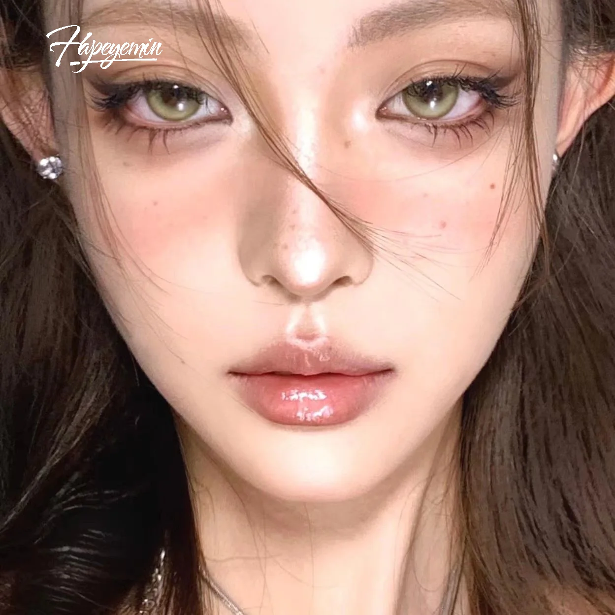 Hapeyemin  contact lenses 1 year new arrival natural eye effect Green Contact Lens private label contact lens