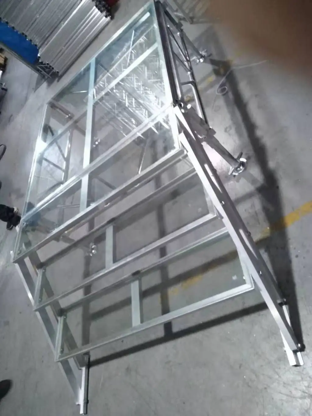 ESI-Festival Wedding Decor Event Aluminium Fiberglass Acrylic Transparent Glass Stage Platform Swimming Pool For Sale
