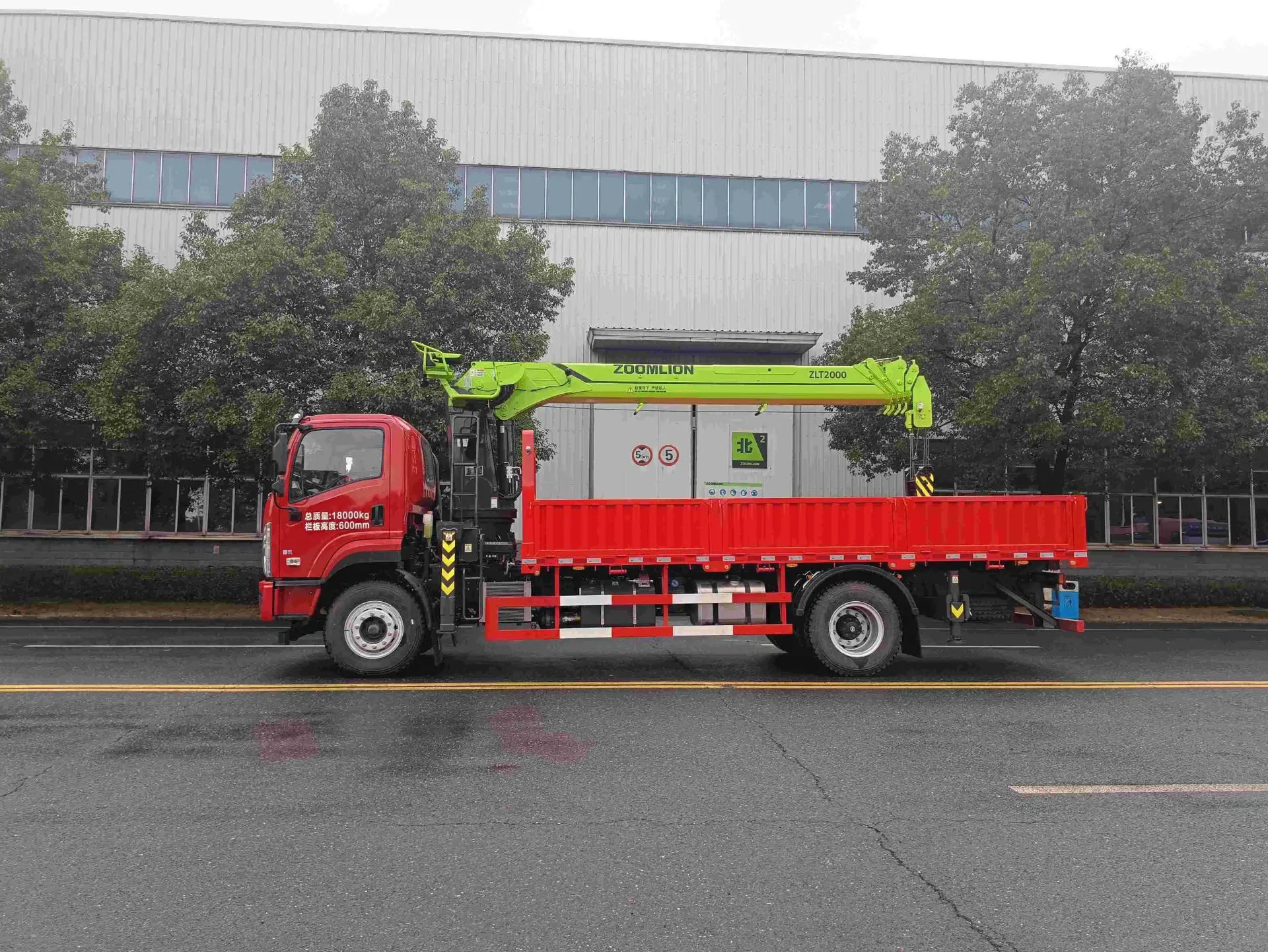 Chinese 7ton Stiff Boom Truck Mounted Crane ZLT1750V4 Good Prize on Sale