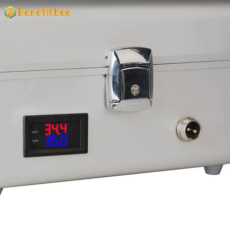 Agricultural beekeepers beekeeping equipment BB Queen incubator