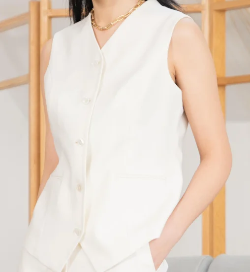 Ladies classic white notch lapel 2 single buttons suit with vest