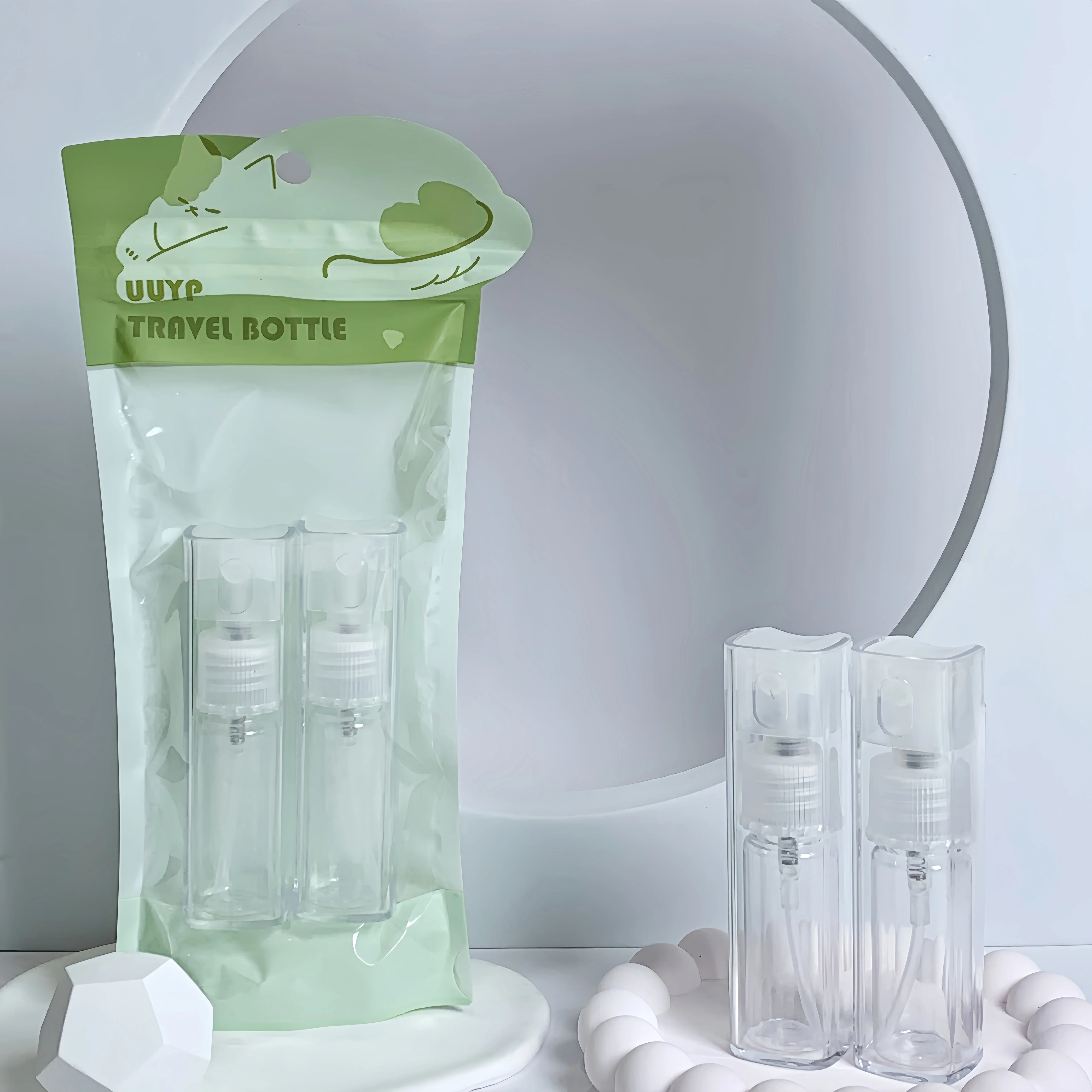 Best Selling Round Plastic Bottle Cosmetic Skin Care Travel Plastic Bottles Fine Mist 2Pcs Travel Comfort Kit