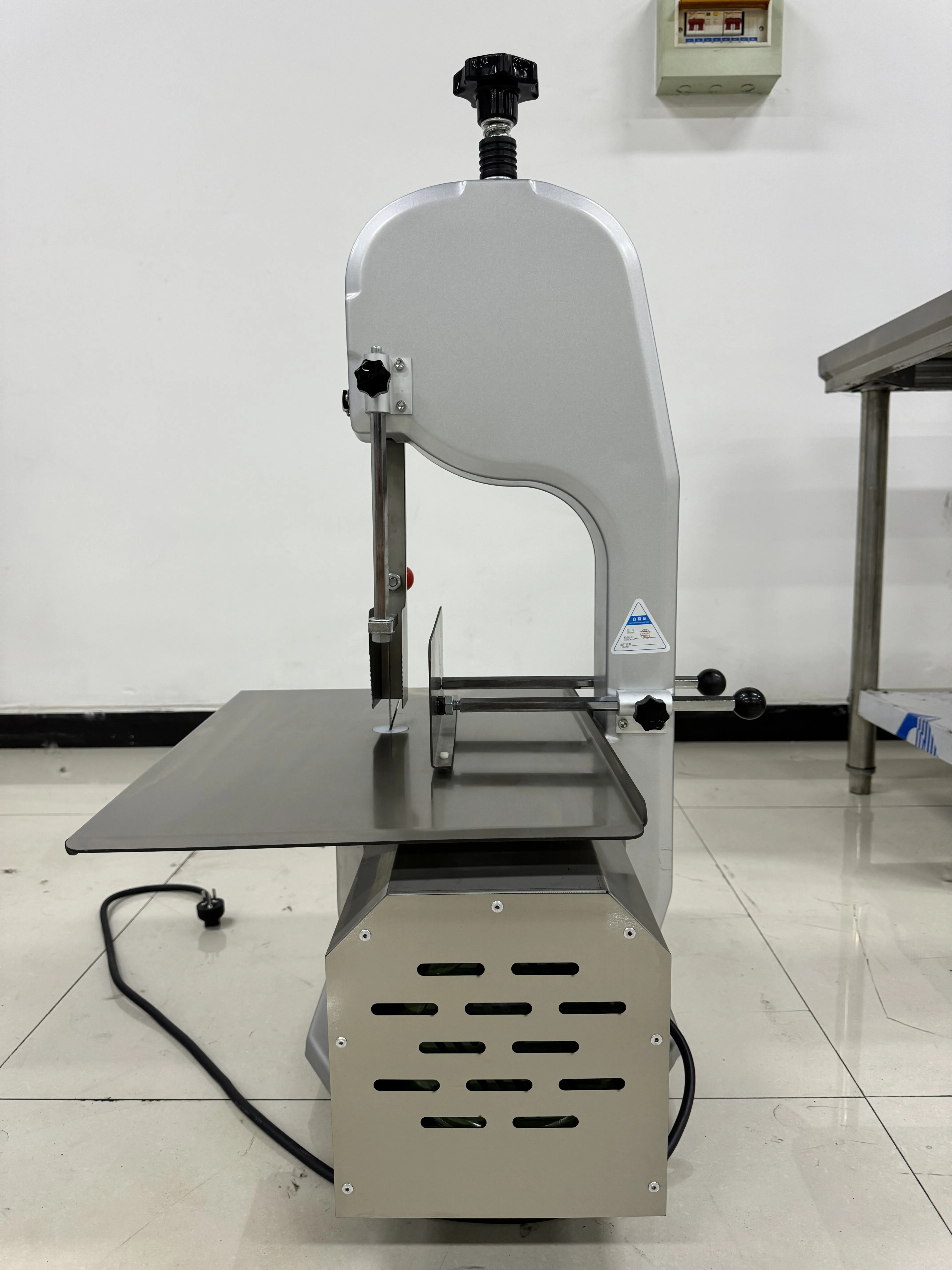 Best Price Magnesium-Aluminum Alloy Bone Saw Machine Butcher  Frozen Fish Cutting Machine Frozen Beef Cutter
