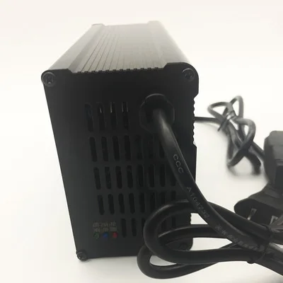 High Quality 58.8V 43.8v 60v 84v 87.4v 15A Lithium Ion Battery Charger For Two-Wheeler Electric Bike Scooter With M12 Connector