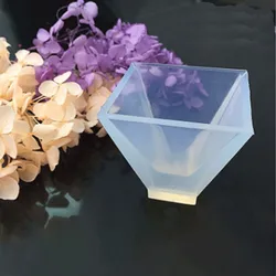 Hot Selling Pyramid Resin Epoxy Craft DIY Table Decorative Silicone Mold For Home Decoration Ornaments Making Table Decor
