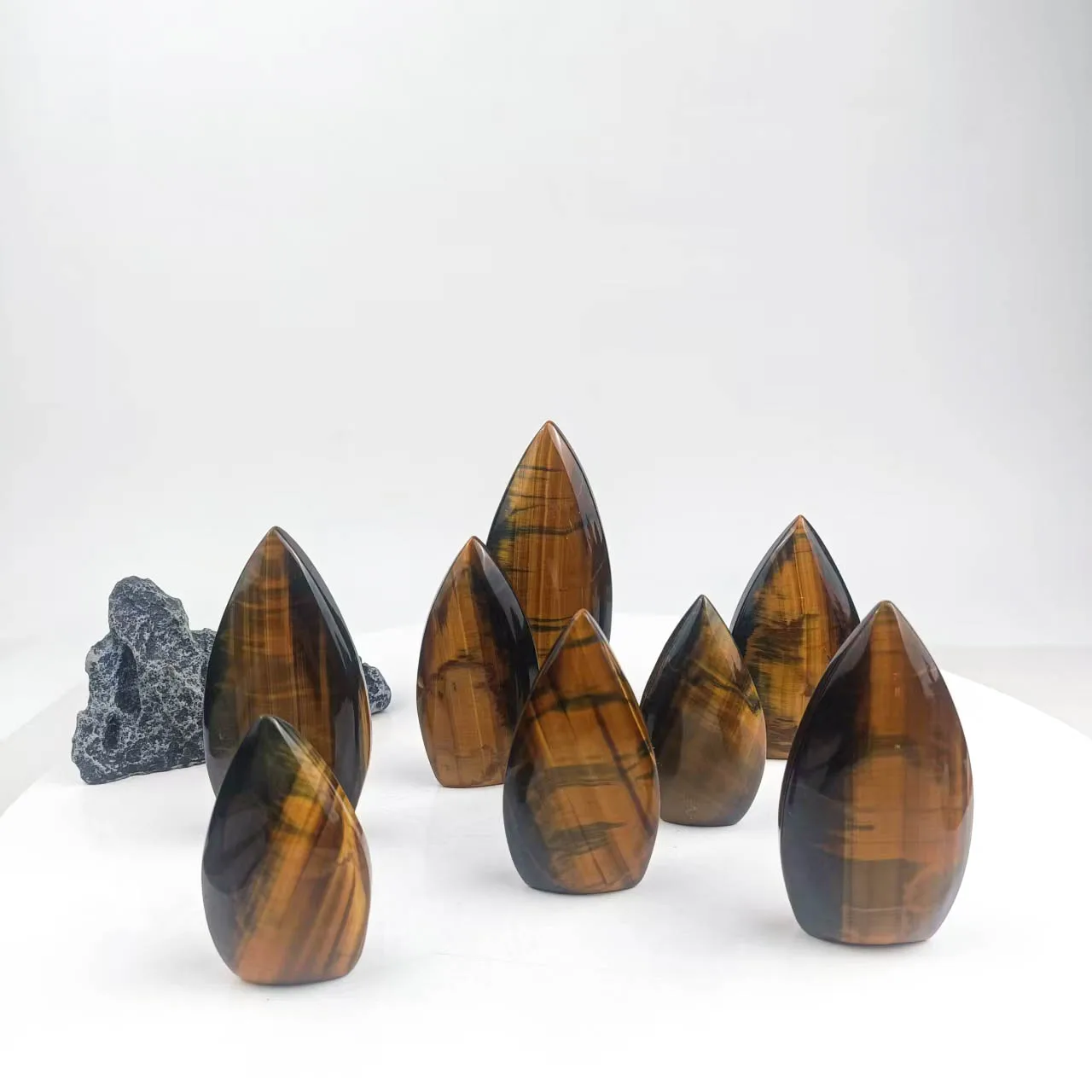 Hot selling beautiful color:tigher eye stone ornament to be a home or office decoration