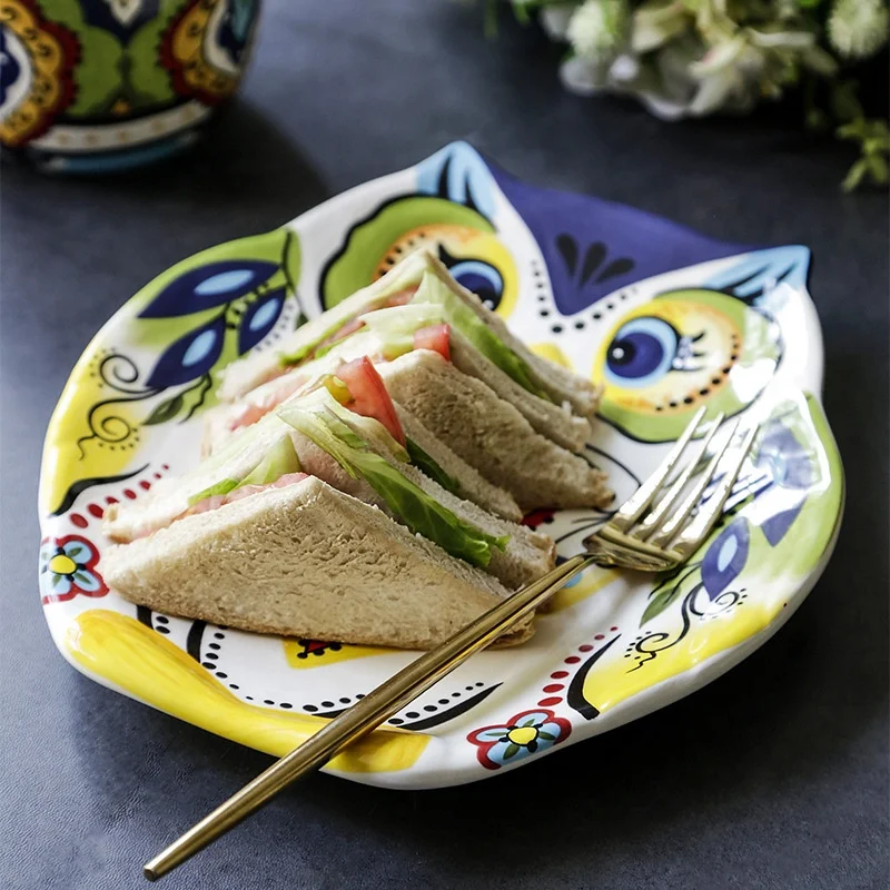 9.5-inch ceramic plate shaped like an owl  colorful fruit plate Large ceramic plate