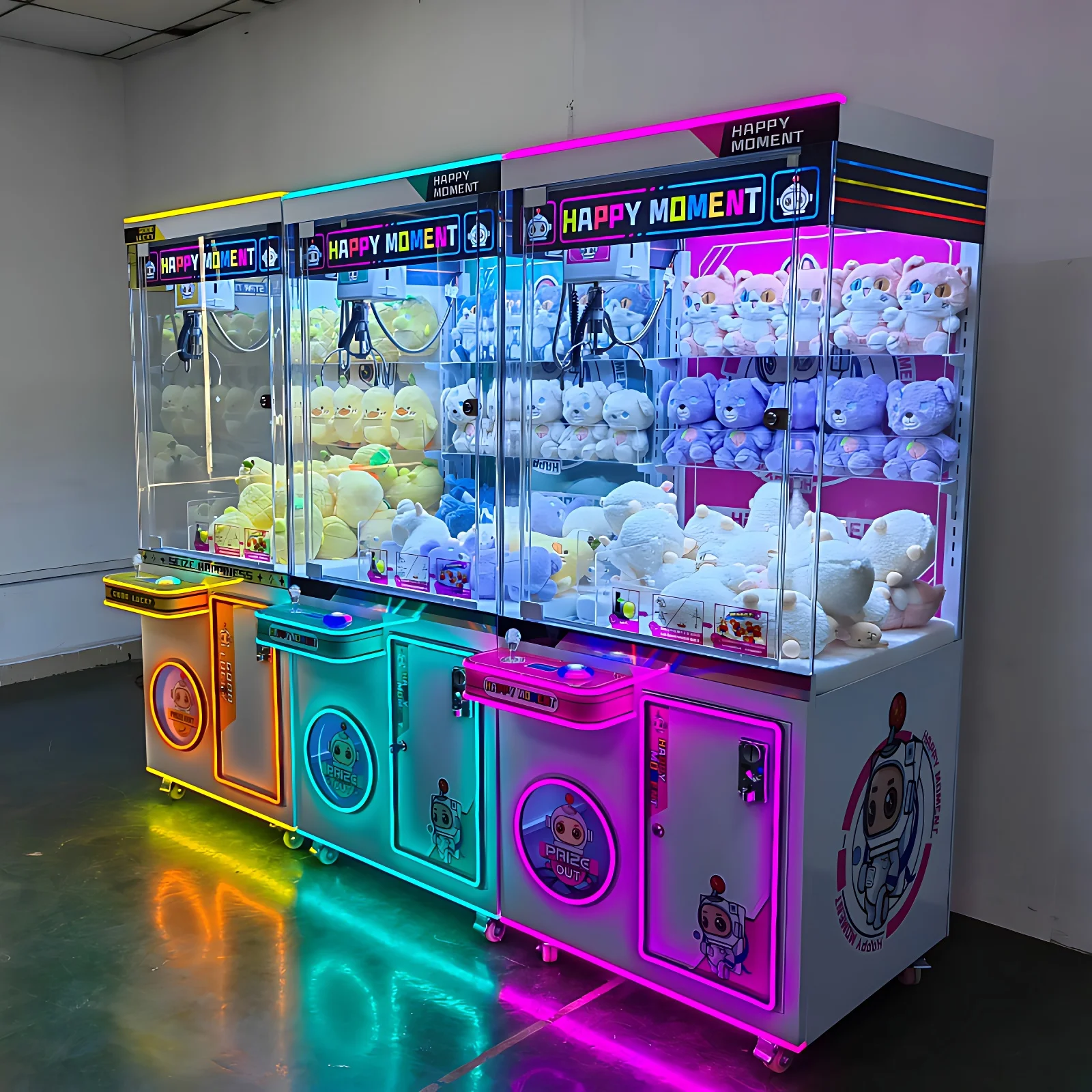 Guangzhou cheap wholesale custom coin-operated claw machine crane vending machine doll claw machine game consoles
