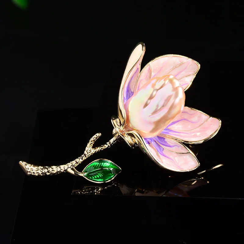 Luxury Elegant Pearl Brooches Pin Enamel Baroque Pearl Flower Brooch Flower Broaches Pin For Women