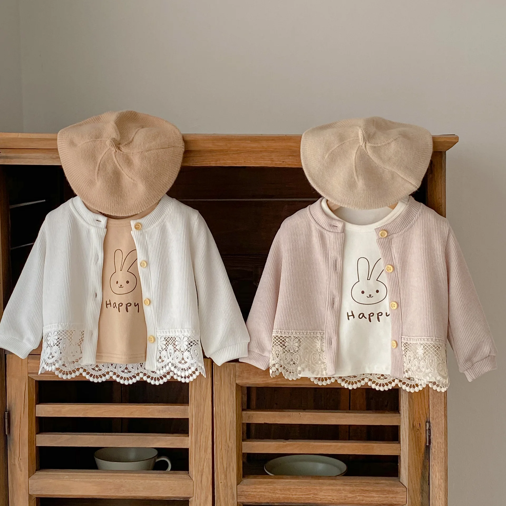 Ins autumn clothes girl baby round neck lace long sleeve jacket fashion baby knitted cardigan