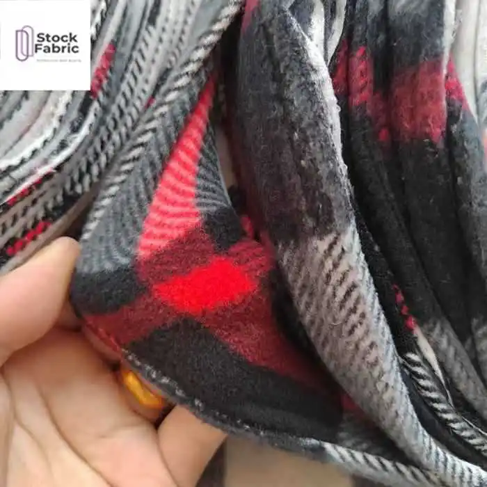 Ready goods good quality 100% polyester knitted polar fleece velvet print stock fabric for garment