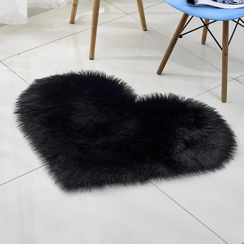 
New Arrival Love-shaped Living Room Carpet Plush Shaggy Bedroom Floor Carpets 