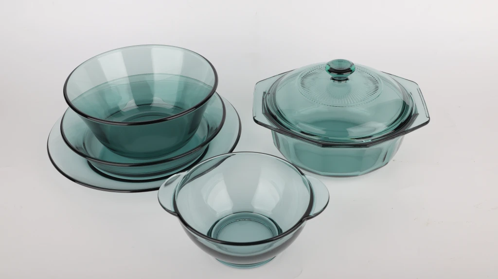 Wholesale Transparent Colored Green Blue Amber Grey Glass Plate Set with Soup Pot and Bowls for Wedding Microwave Oven Safety