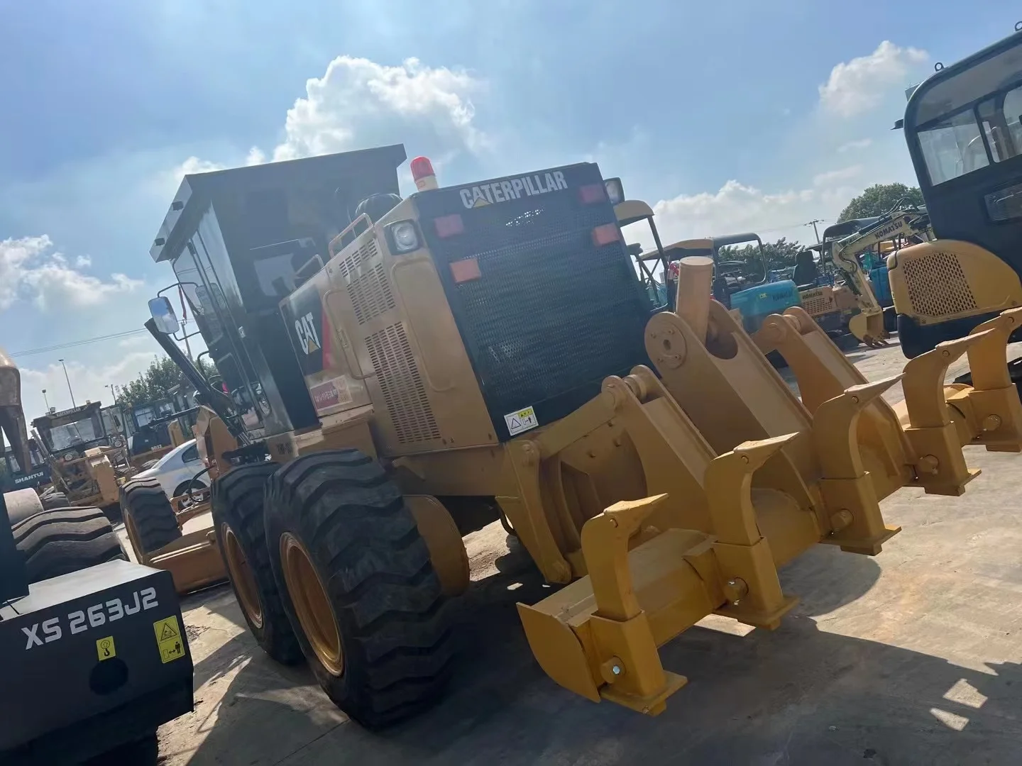 Low Working Hours cat 140h Grader cat 140H motor grader for sale