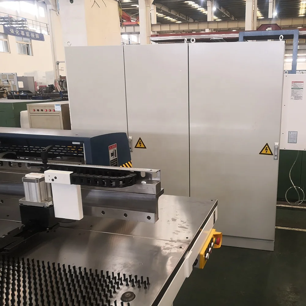 TL Brand MT300 CNC Servo electric cabinet Turret punching machine with FANUC Oi-PF